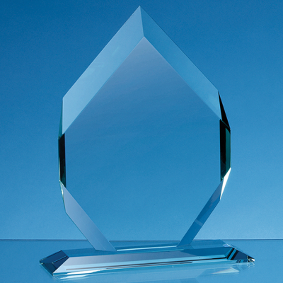 19CM x 13CM x 15MM JADE GLASS MAJESTIC DIAMOND AWARD.