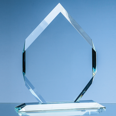 15CM x 10CM x 15MM CLEAR TRANSPARENT GLASS MAJESTIC DIAMOND AWARD.