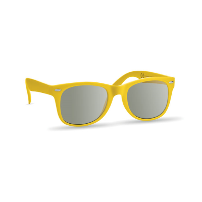 Picture of SUNGLASSES with Uv Protection in Yellow.