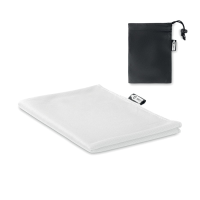 Picture of RPET SPORTS TOWEL AND POUCH in White.