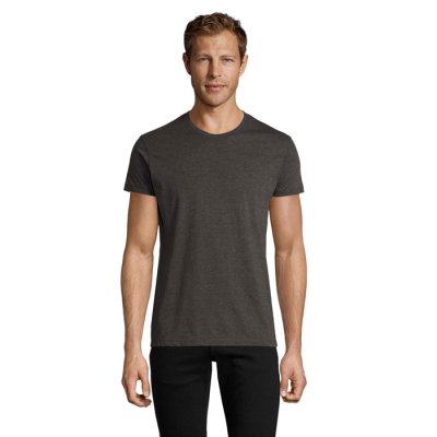 Picture of REGENT F MEN TEE SHIRT 150G in Black.