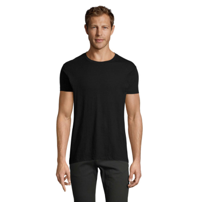 Picture of REGENT F MEN TEE SHIRT 150G in Black.