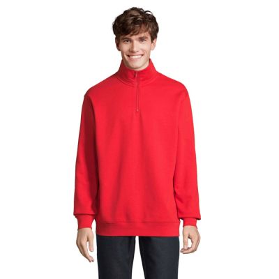 Picture of CONRAD SWEAT ZIP COLLAR in Red.