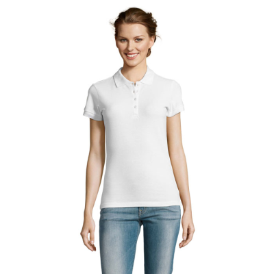 Picture of PEOPLE LADIES POLO 210 in White.