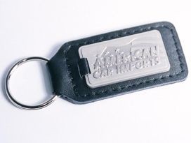 Picture of LEATHER FOB KEYRING with Metal Tag.