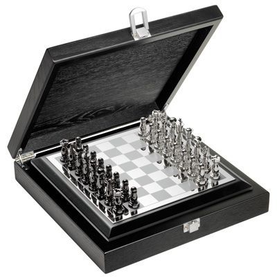 Picture of METAL CHESS BOARD in Silver.