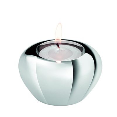 Picture of APPLE METAL TEA LIGHT CANDLE HOLDER in Silver.