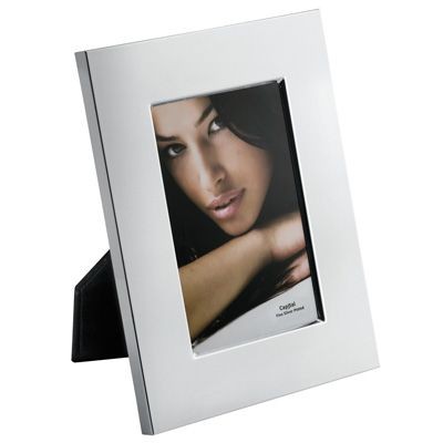 Picture of METAL PHOTO FRAME in Silver.