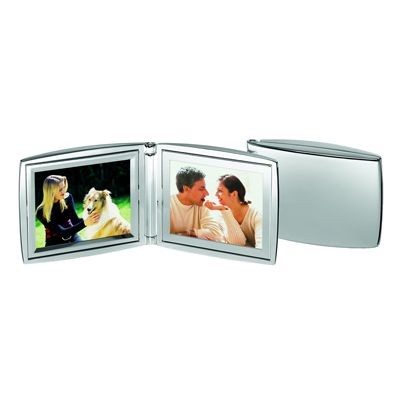 Picture of DOUBLE METAL PHOTO FRAME in Silver.