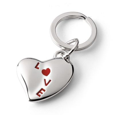 Picture of LOVE HEART METAL KEYRING in Silver.