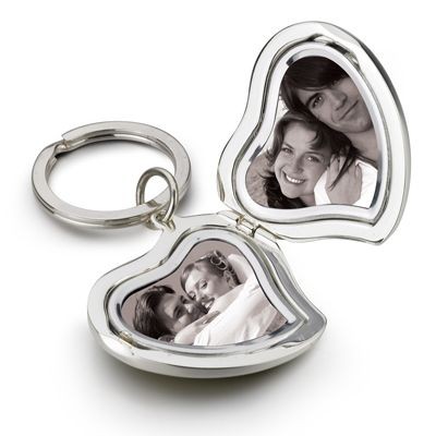 Picture of DOUBLE HEART METAL PHOTO FRAME KEYRING in Silver