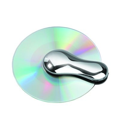 Picture of SINGER METAL CD CLEANER in Silver.