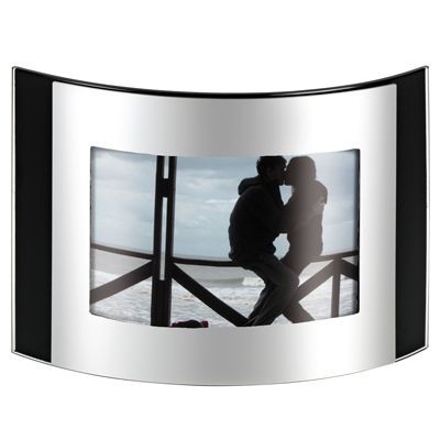 Picture of CURVE SHINY SILVER METAL PHOTO FRAME.