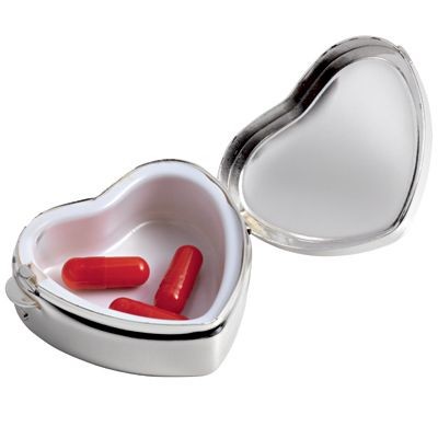 Picture of HEART SHAPE PILL BOX in Silver Chrome Metal