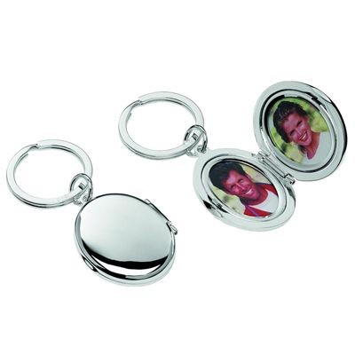 Picture of OVAL DOUBLE PHOTO FRAME SILVER METAL KEYRING.