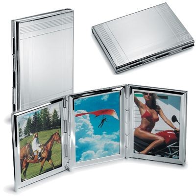 Picture of SILVER PLATED METAL TRIPLE PHOTO FRAME MOUNT.