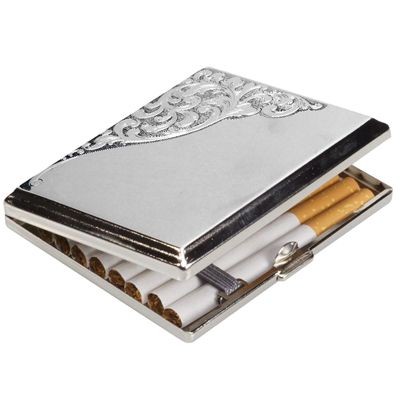 Picture of CORNER DESIGN SILVER CHROME METAL CIGARETTE CASE