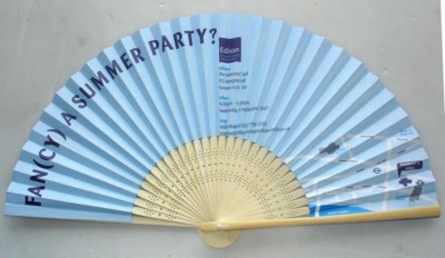 Picture of PAPER AND BAMBOO FOLDING HAND FAN.