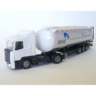 Picture of ARTICULATED TRUCK AND TANKER TRAILER MODEL in White.