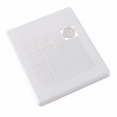 Picture of HANDY SQUARE-SHAPED PUZZLE PASTIME.