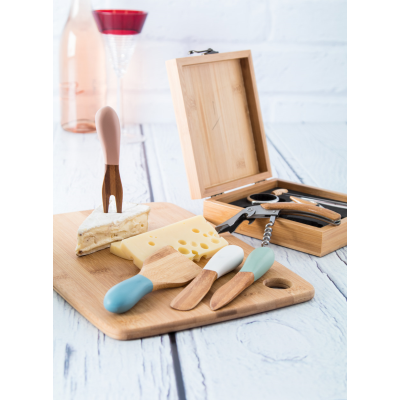 Picture of BOURSIN 4PCS BAMBOO CHEESE KNIFE SET in Black Gift Box