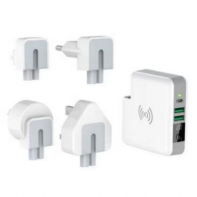 Picture of 3-IN-1 ULTIMATE TRAVEL CHARGER in White.