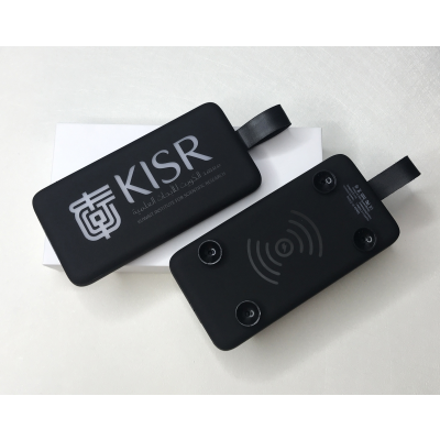 Picture of P74 - 10,000MAH CORDLESS POWER BANK in Black.