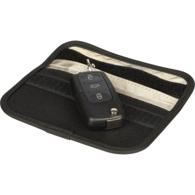 Picture of RECYCLED KEY AND CARD POUCH with Rfid in Black