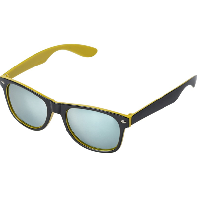 Picture of PLASTIC SUNGLASSES in Yellow