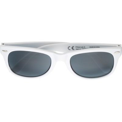 Picture of RECYCLED PLASTIC SUNGLASSES in White