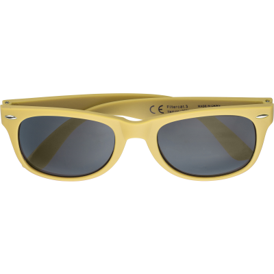 Picture of RECYCLED PLASTIC SUNGLASSES in Yellow.