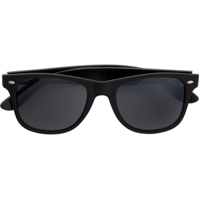Picture of BAMBOO SUNGLASSES in Black.