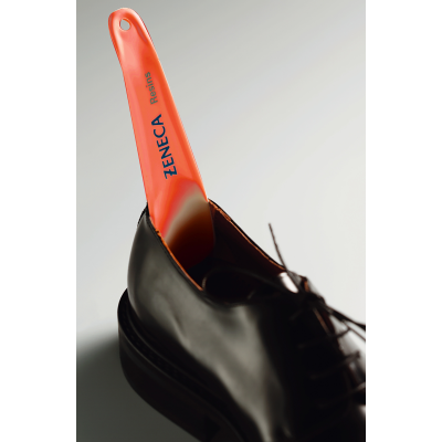 Picture of SHOEHORN in Red.