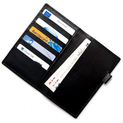 Picture of CHELSEA LEATHER DELUXE POCKET WALLET.