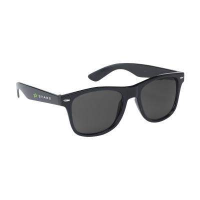 Picture of MALIBU RPET SUNGLASSES in Black.