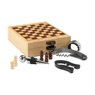 Picture of WOOOSH CHESSMATE WINE GIFT SET in Wood
