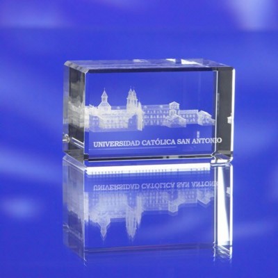 Picture of BEVELLED RECTANGULAR GLASS BLOCK.