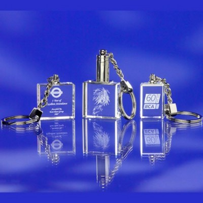 Picture of GLASS RECTANGULAR KEYRING.