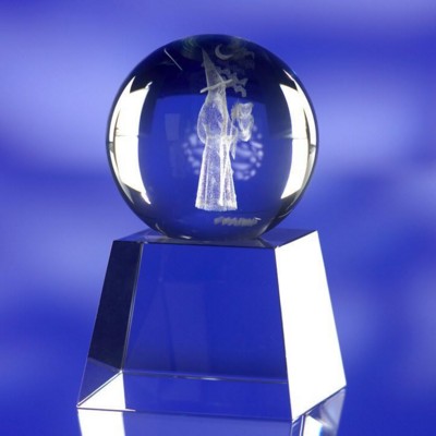 Picture of SPHERE ON BASE GLASS AWARD TROPHY.