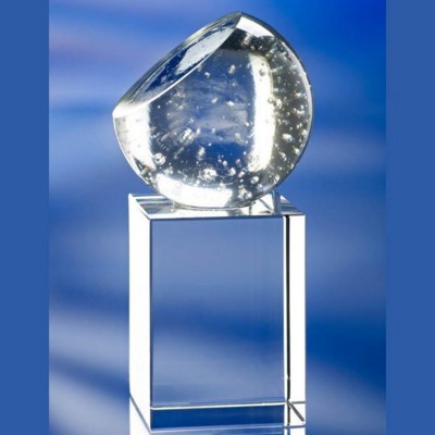 Picture of CUT GLOBE ON BASE GLASS AWARD TROPHY.