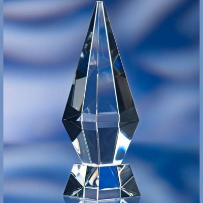 Picture of DIAMOND TOWER GLASS AWARD TROPHY.
