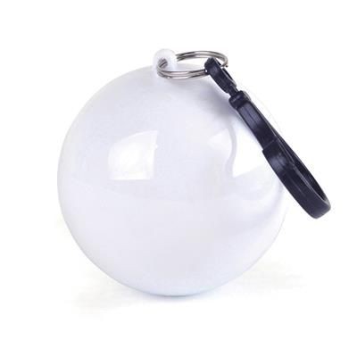 Picture of PONCHO BALL in White