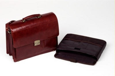 Picture of ATTACHE CASE.