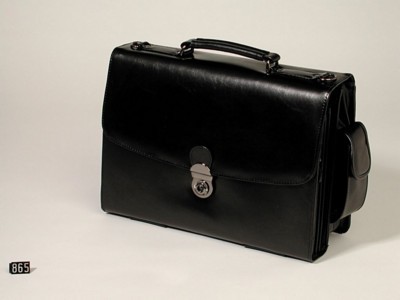 Picture of LEATHER BRIEFCASE.