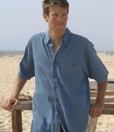 Picture of FRONT ROW SHORT SLEEVE LIGHTWEIGHT DENIM SHIRT