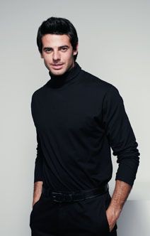 Picture of HENBURY LONG SLEEVE ROLL NECK TOP