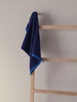 Picture of FINDEN & HALES TEAM TOWEL