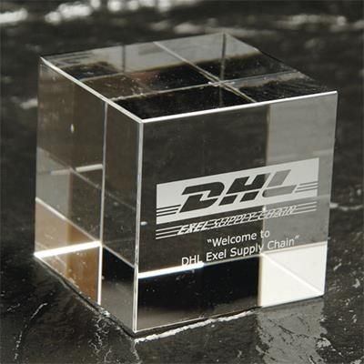 5CM x 5CM OPTICAL CRYSTAL CUBE