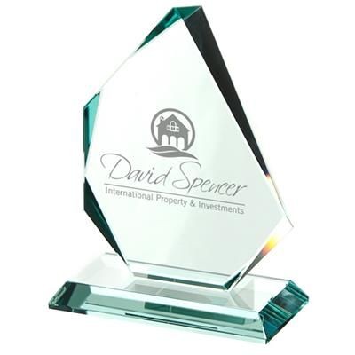 Picture of 15CM x 12,5CM x 15MM JADE GLASS FACETTED ICE PEAK AWARD