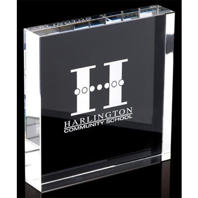 Picture of OPTICAL CRYSTAL SQUARE 10CM x 10CM x 2CM SUPPLIED in a Presentation Box